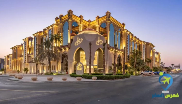 واجهة مبنى فندق مداريم كراون
